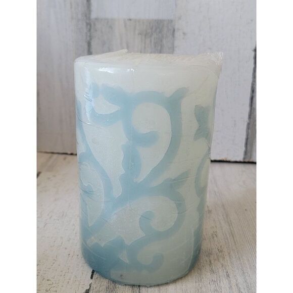 Pier 1 Imports candle pillar cornflower spring Easter decor purple swirl - Picture 1 of 6